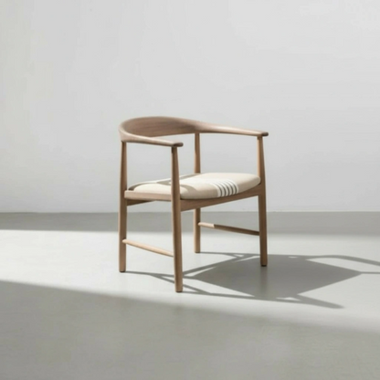 Amara Chair