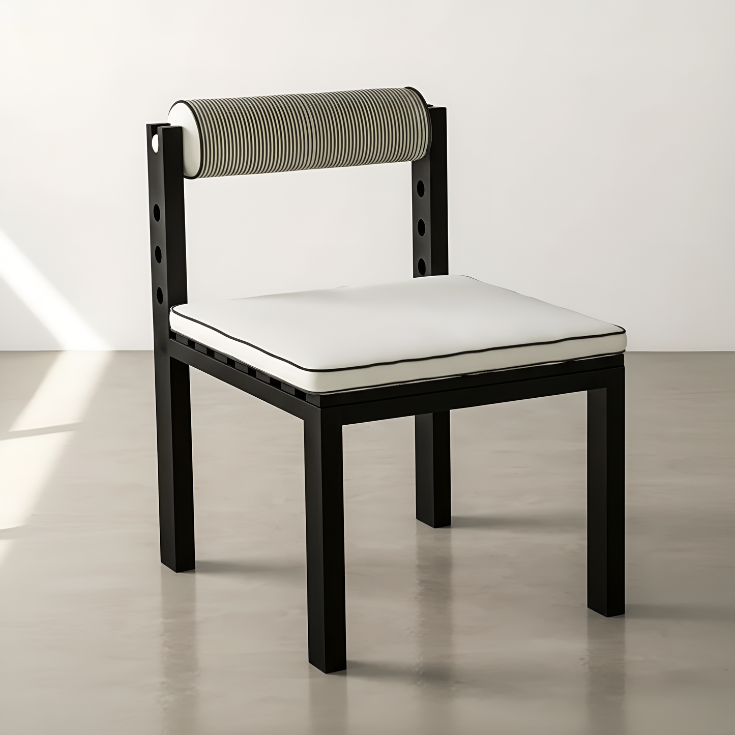 Bradamente Chair/Chestnut